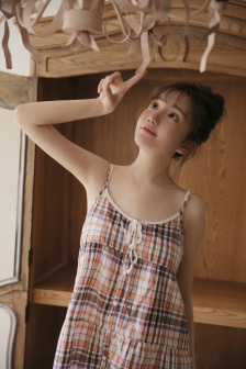 办公室疯狂高潮呻吟摸揉